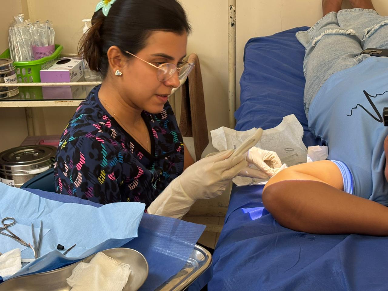 Dra. Paola Ruiz en consulta